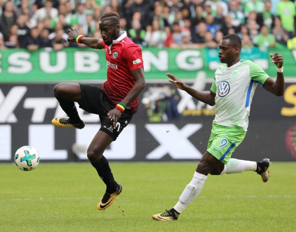  霍芬海姆主场战平弗赖堡错失登顶良机