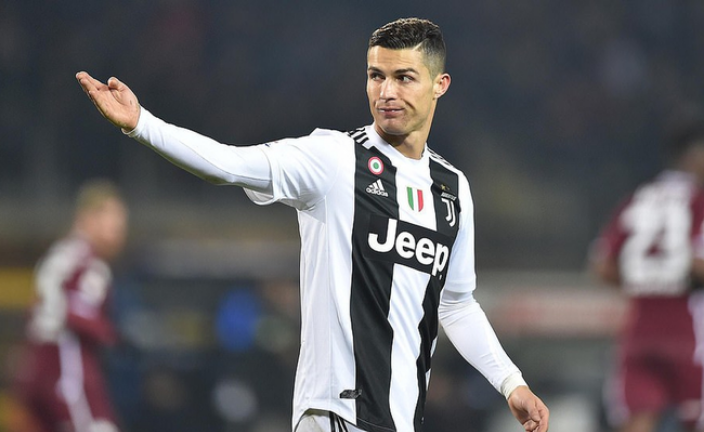  尤文图斯防线失误连连负于升班马克雷莫内塞  