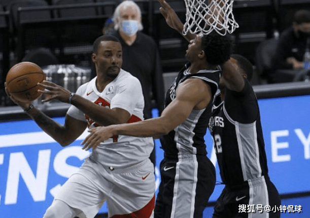  布伦森末节发威尼克斯逆转步行者守住东部第五位置  